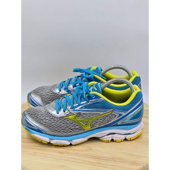 Mizuno WAVE INSPIRE 13 womens Running Shoes Blue Yellow Silver Gray size 9 - Picture 2 of 10